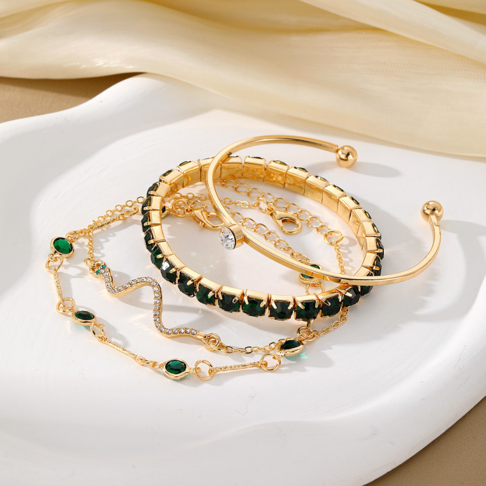 Fashion Retro High-End Inlaid Emerald Stone Snake Bracelet Set Alloy Bracelet Set for Women Hot Sale