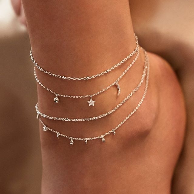 Multi-layer Star Moon Rhinestone Anklet Personality Foot Jewelry Fashion Jewelry Versatile Foot Jewelry HZS2239