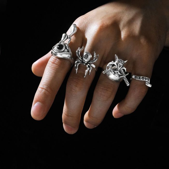 Amazon Vintage Tears 24-Piece Ring Set Cross-Border Alloy Personalized Poker Card Smiley Face Rings Wholesale