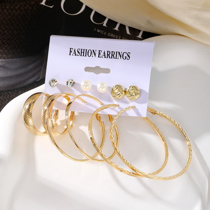 New Metal Earrings High-End Sense Ear Hoop Square Geometric Earrings Vintage Pearl Earrings Earrings