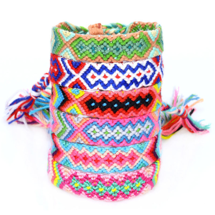 Hot-Selling Woven Bracelet Nepal Ethnic Style Handmade Woven Rainbow Lucky Fortune Friendship Bracelet