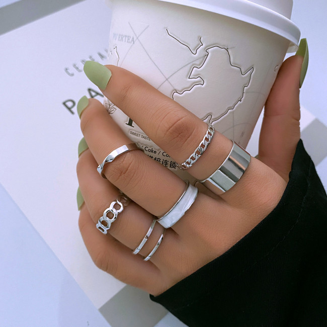 Vintage Chain Open Geometric Oil Drop Rings 6-Piece Set Fashion Ins Combination Ring Set for Women, Necklaces