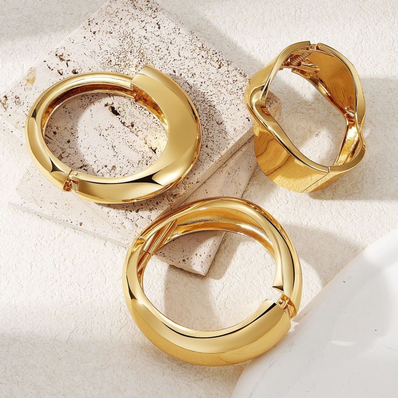 European and American Cross-Border Jewelry Retro Exaggerated Irregular Pleated Bracelet High-End Open Alloy Bracelet Set