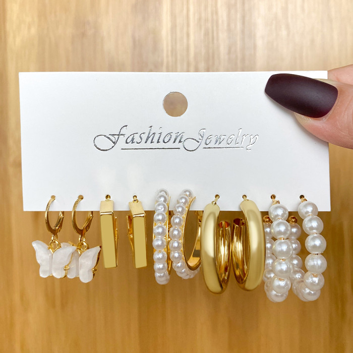 6-Piece Set of Vintage Metal Circle Chain Earrings with Card Holder, Fashion Pearl Butterfly Oil Drop Stud Earrings S...