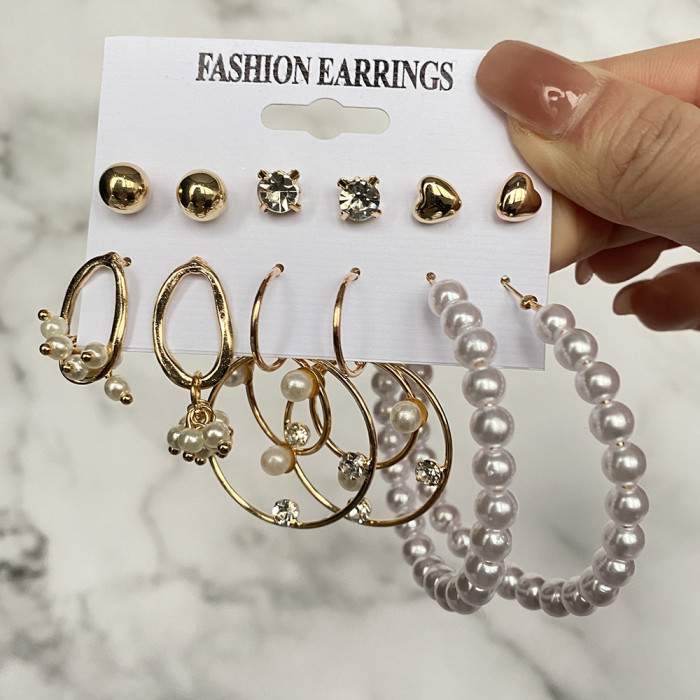 6-Piece Set of Vintage Metal Circle Chain Earrings with Card Holder, Fashion Pearl Butterfly Oil Drop Stud Earrings S...