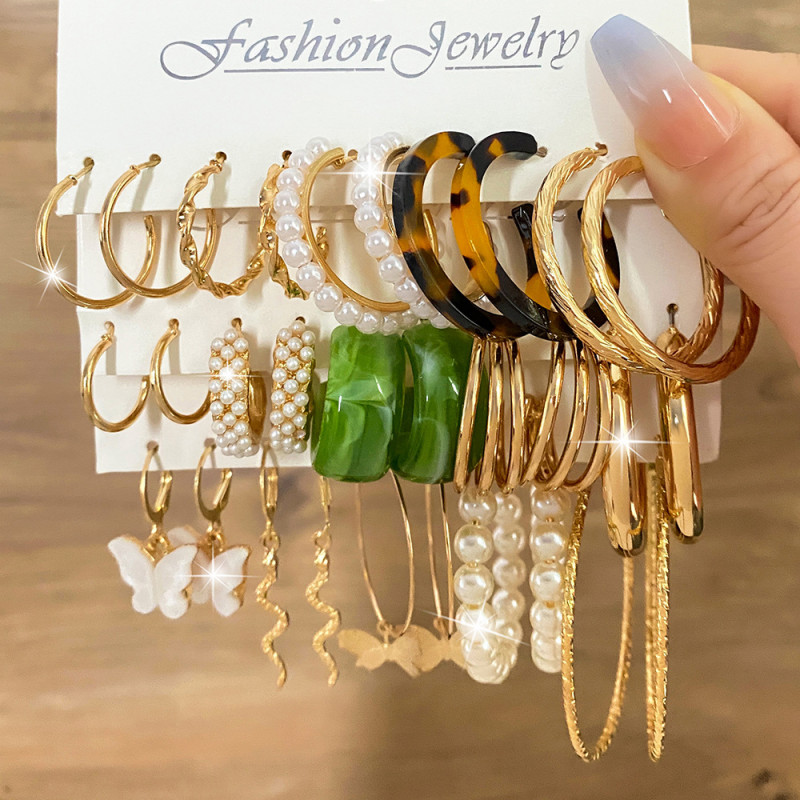 European and American Cross-Border Inlaid Pearl Women's Card Earrings Creative French Retro Gold Hoop Earrings Set of 6