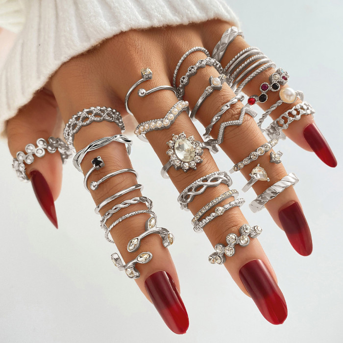 New Simple Colorful Gemstone Ring Artistic Retro Butterfly Snake-Shaped Ring 30-Piece Set Combination