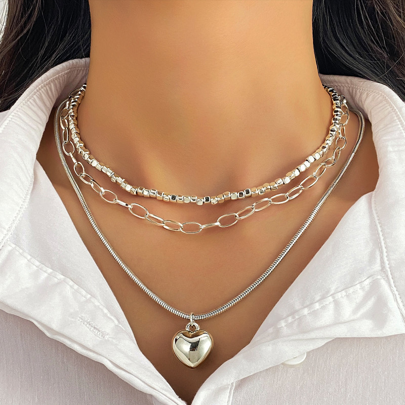 European and American Cross-Border Jewelry Hip-Hop Beaded Necklace Women's Set Geometric OT Buckle Short Metal Heart Necklace