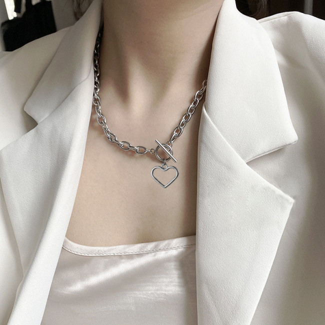 Korean Jewelry Cross-Border Japanese and Korean Simple Elegant Trendy Niche Design Heart Necklace Titanium Steel Non-Fading Collarbone Chain