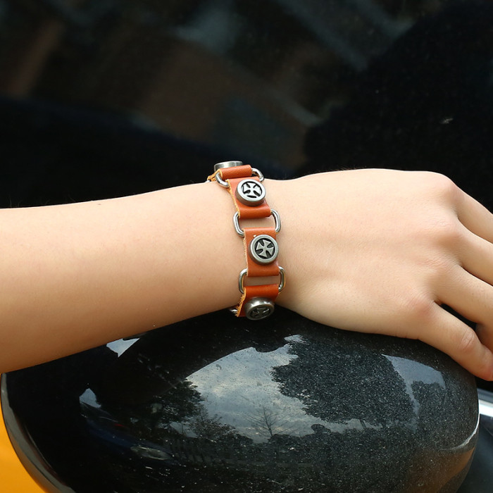 E-commerce Jewelry Source Manufacturer European and American Punk Style Connected Leather Bracelet Personality Trendy Cross Men's Bracelet