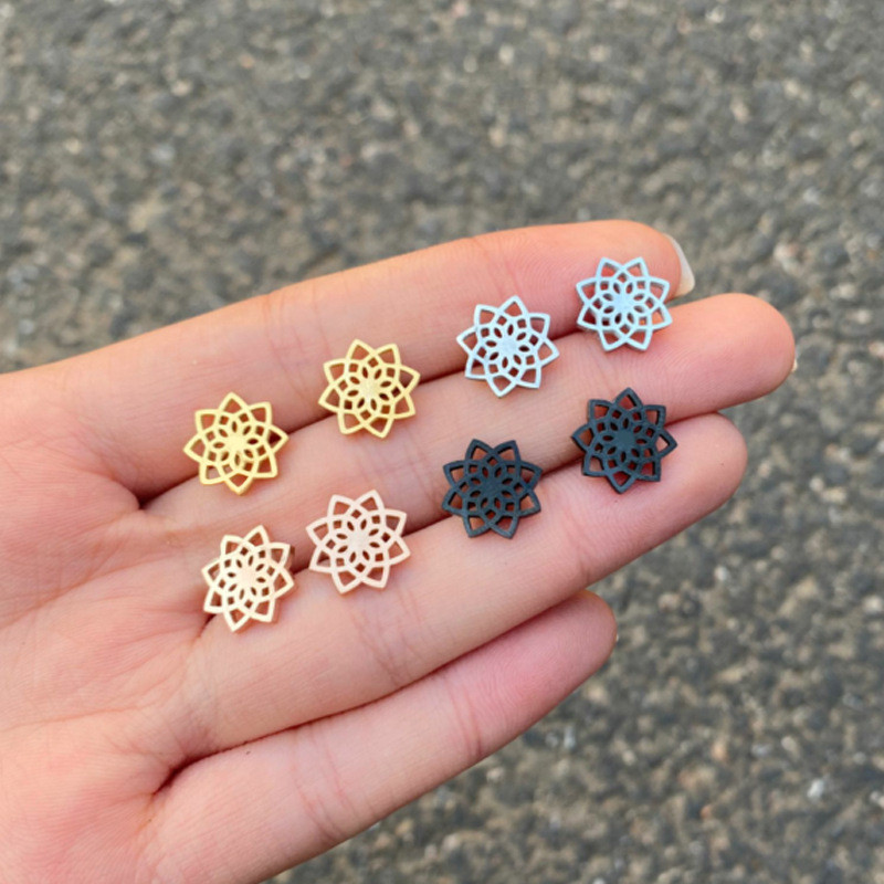 Vintage Lotus Earrings Ins Style Feminine Artistic Fresh Fashion Hollow Flower Korean Simple Earrings In Stock