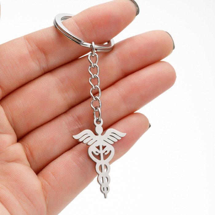 European and American Retro Keychain Pendant Stainless Steel Smooth Small Animal Giraffe Crab Pendant In Stock Wholesale