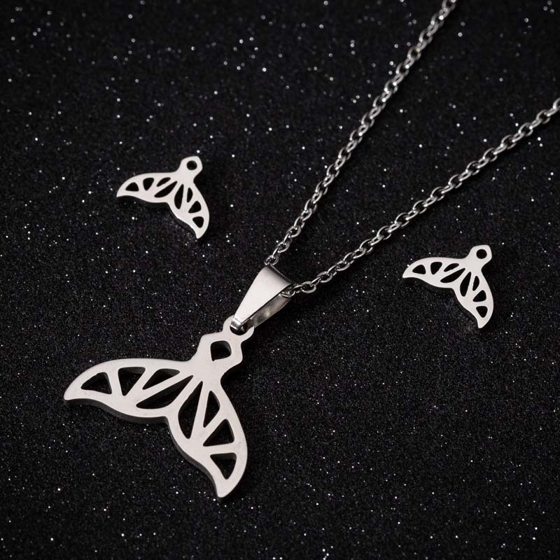 Mom Holding Child Necklace Earring Set Ins Cross-Border Fashion 18K Gold Heart Geometric Simple Three-Piece Jewelry Set