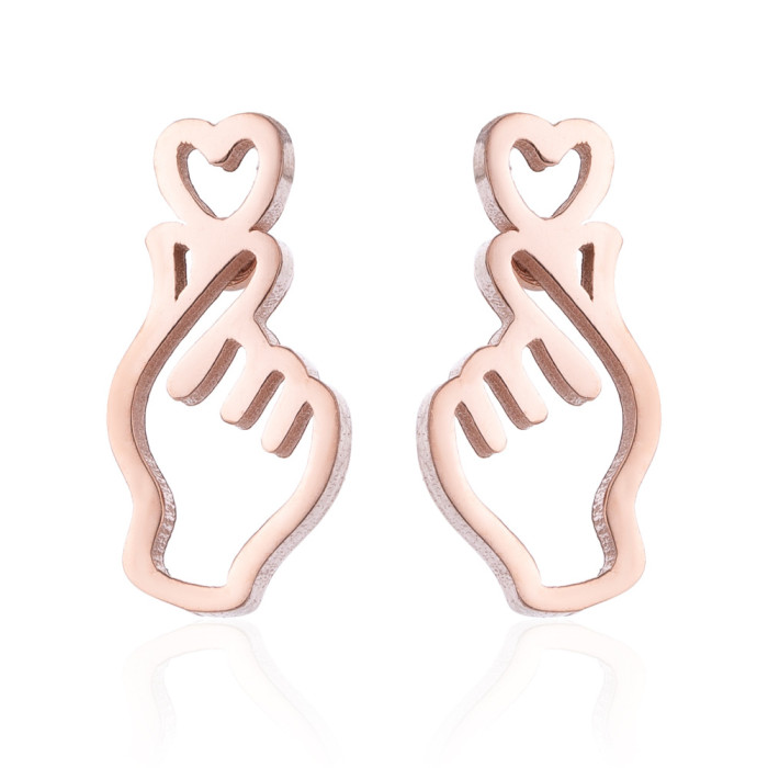 Simple Gesture Heart Earrings Ins Style Women's Versatile Niche Earrings Geometric Heart Earrings Wholesale