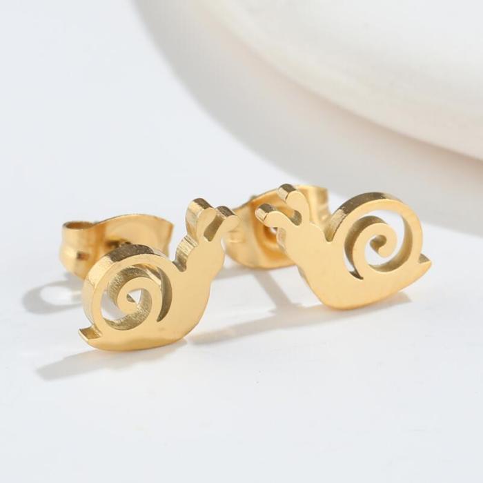 Creative New Cute Snail Earrings Ins Fashion Personality Forest Style Fresh Lady Temperament Cute Small Animal