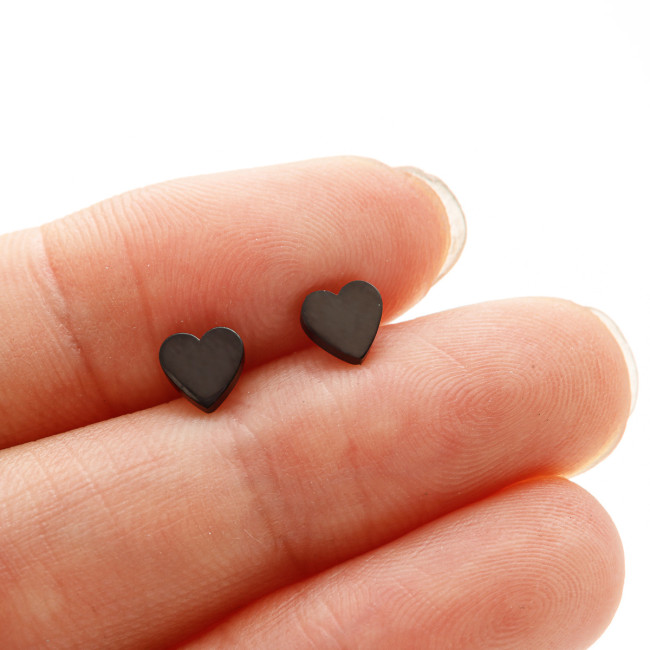 European and American Versatile Small Stainless Steel Geometric Heart-Shaped Earrings Simple Unisex Ear Jewelry Export Cross-Border In-Stock Wholesale