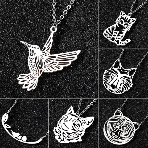 New Stainless Steel Hollow Cat Dog Bear Necklace for Women Elegant Versatile Bird Lion Pendant Collarbone Chain Wholesale