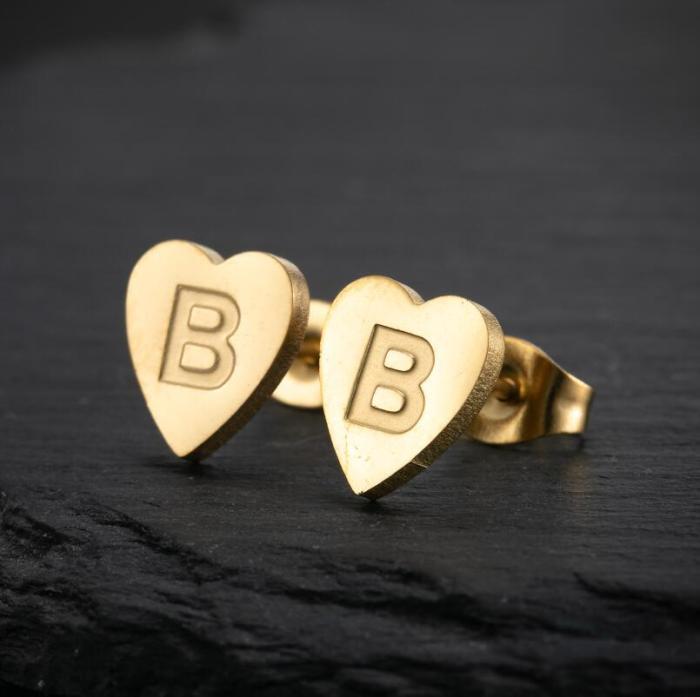 Vintage Earrings Fashion Stainless Steel New Geometric Simple Heart-shaped Stud Earrings 26 English Letters Stud Earrings Wholesale