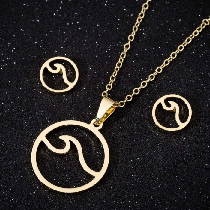 Mom Holding Child Necklace Earring Set Ins Cross-Border Fashion 18K Gold Heart Geometric Simple Three-Piece Jewelry Set