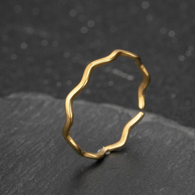 2025 Forest Style New Simple Plain Ring INS 18K Gold Plated Stainless Steel Open Pattern Wave Ring Jewelry