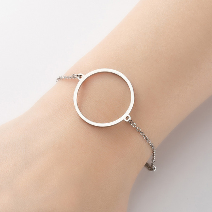 Summer New Trend Hollow Geometric Heart Pendant Heart-shaped Bracelet for Women Ins Style Simple Personality Jewelry