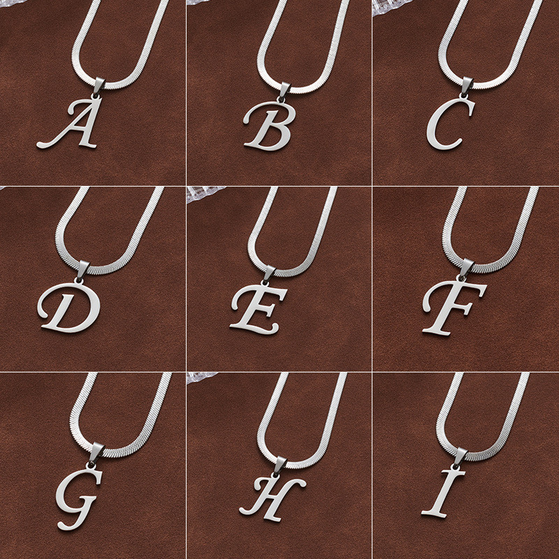 Cross-Border Personalized Fashion 26 English Alphabet Pendant Necklace for Women Versatile Stainless Steel Lucky Letter Accessories Wholesale