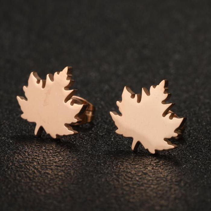 French Retro Earrings Fresh and Simple Maple Leaf Stainless Steel Stud Earrings for Women Ins 2025 New Plant Earrings