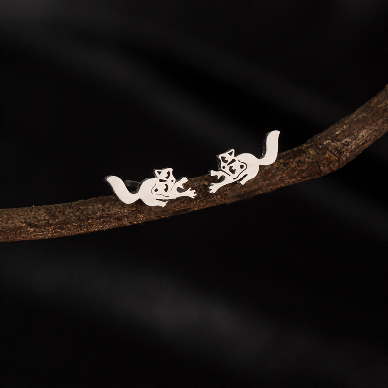 European and American Cross-Border New Stainless Steel Small Animal Earrings Ins Female Simple Fox Squirrel Earrings In Stock Wholesale