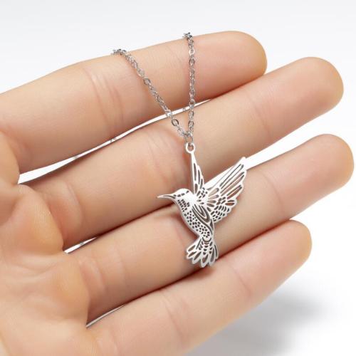 New Stainless Steel Hummingbird Pendant Clavicle Chain Ins Female Short Bird Swallow Simple Animal Necklace Wholesale