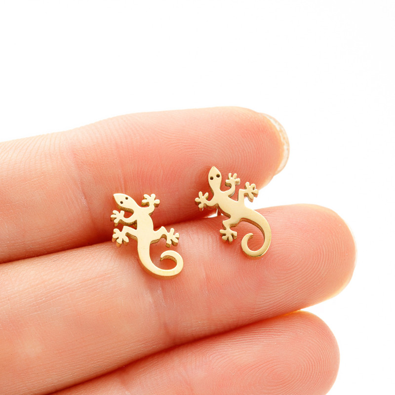 2025 Amazon New Stainless Steel Niche Minimalist Style Simple Personality Reptile Gecko Ear Bone Stud Wholesale
