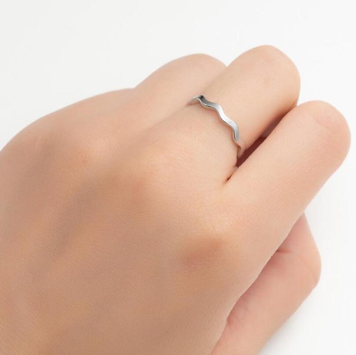 2025 Forest Style New Simple Plain Ring INS 18K Gold Plated Stainless Steel Open Pattern Wave Ring Jewelry