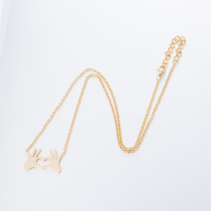 Amazon Couple New Pendant Necklace Ins Handmade Heart Gesture OK Pendant Collarbone Chain Wholesale