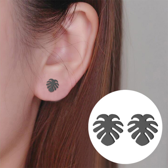Palm Tree Leaf Jewelry Fashionable Personality Small Earrings for Women Ins Style Maple Leaf Ear Bone Studs Korean Style Jewelry Manufacturer Wholesale