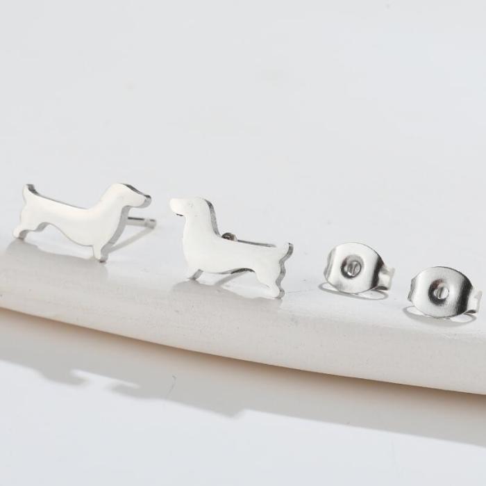 Summer New Cute Small Animal Dachshund Dog Earrings for Women Ins Style Personality Simple Earrings Cross-Border In Stock Wholesale