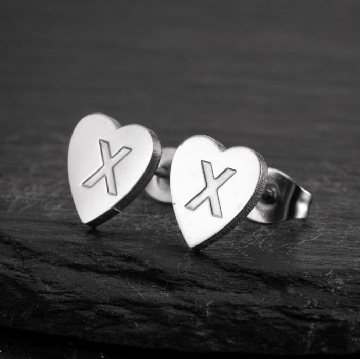 Vintage Earrings Fashion Stainless Steel New Geometric Simple Heart-shaped Stud Earrings 26 English Letters Stud Earrings Wholesale