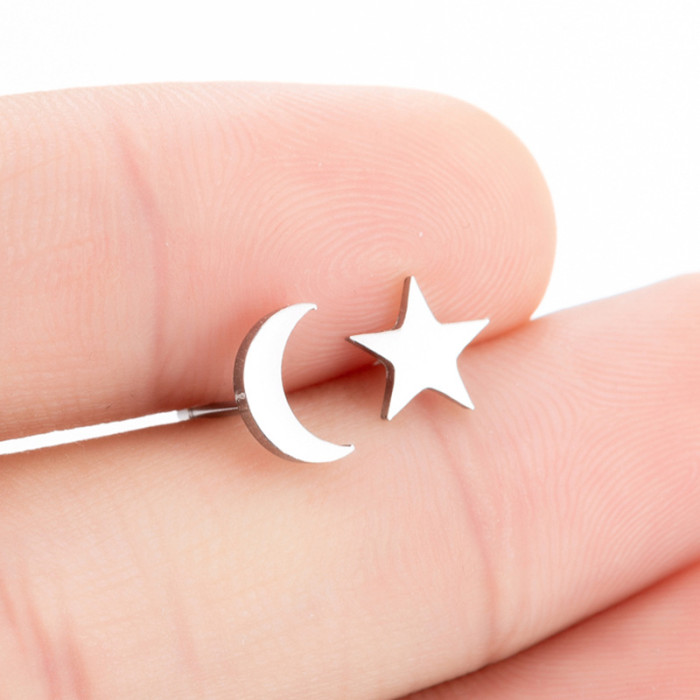 Amazon Cross-Border New Women's Asymmetric Star Moon Earrings INS Fashion Personality Ear Bone Stud Wholesale