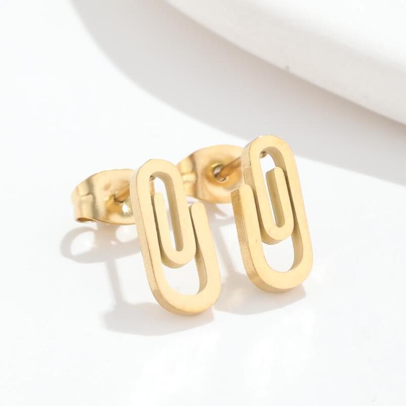 Women's New Paperclip Earrings Niche Design Stainless Steel Simple Minimalist Punk Pin Earrings Wholesale