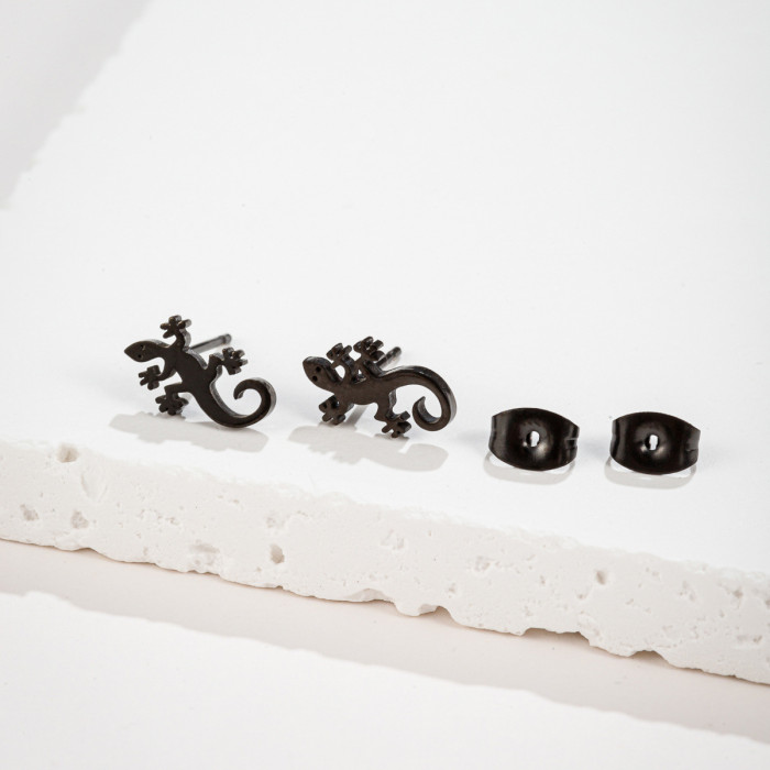 2025 Amazon New Stainless Steel Niche Minimalist Style Simple Personality Reptile Gecko Ear Bone Stud Wholesale