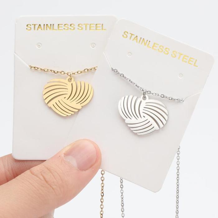 French New Style Pattern Pendant Necklace Fresh Ins Style Clavicle Chain Design Fashion Personality Temperament Necklace