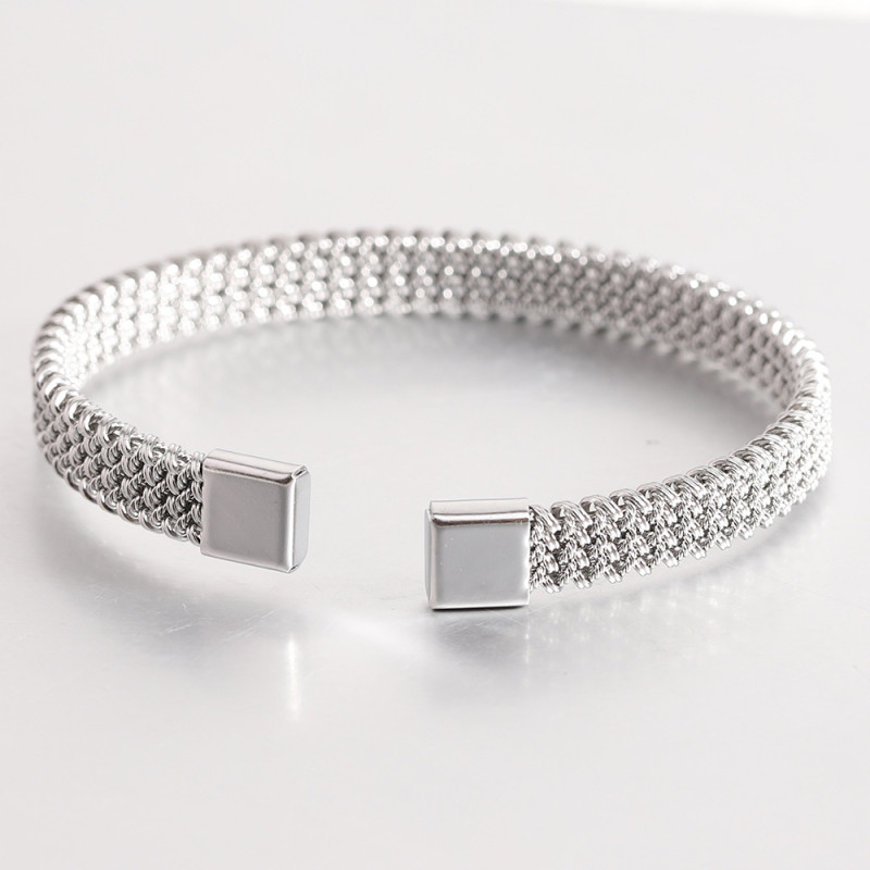 European and American Cross-Border New Stainless Steel Woven 8MMC Shaped Open Bracelet Simple Braided Snake Bone Honeycomb Bracelet Wholesale