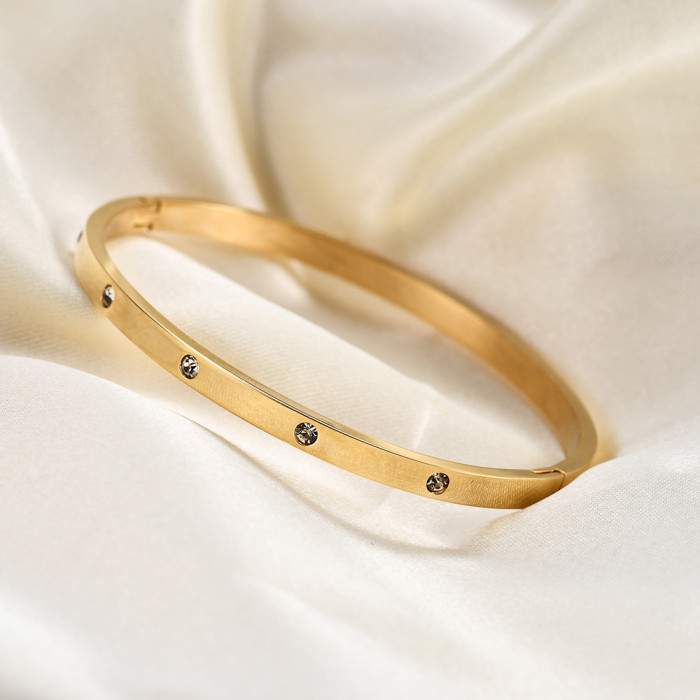 Manufacturer Wholesale 4mm Simple European and American INS Fashion Inlaid Diamond Smooth Bracelet Customizable Laser Logo Personalized Titanium Steel Bracelet