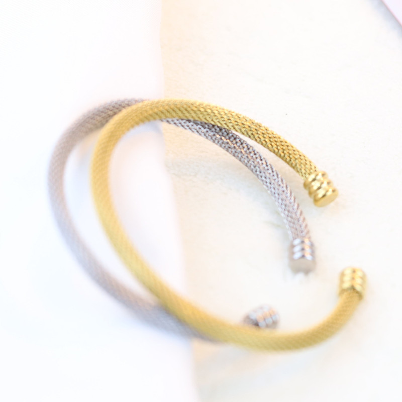 Manufacturer Wholesale European and American Versatile Simple 5MM Stainless Steel Wire Cable Open Bracelet Wholesale Hot Sale for Women