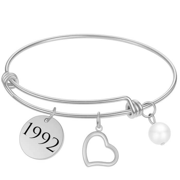 European and American Hot-Selling Fashion Titanium Steel 18K Gold Round Pendant Versatile Bracelet Heart Stainless Steel Bracelet Laser Logo