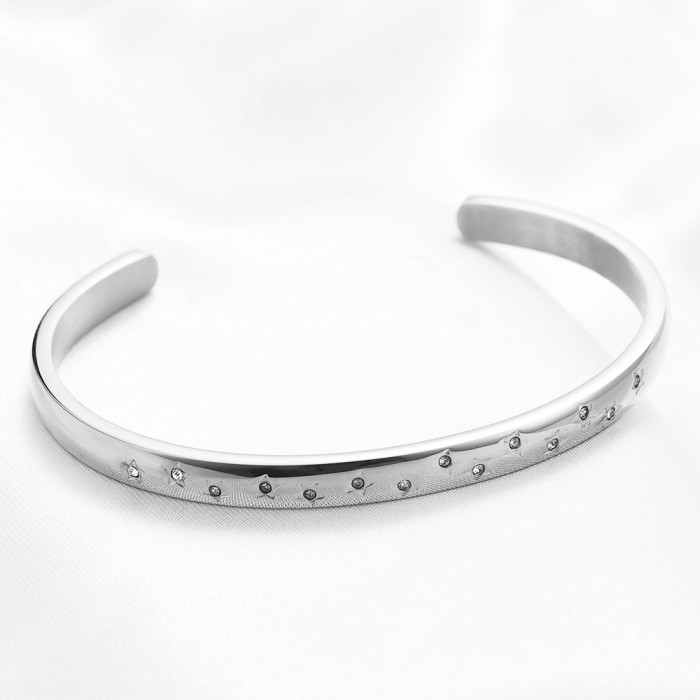 Cross-Border European and American INS New Fashion Versatile 5MM Star Inlaid Diamond 18K Gold 304 Stainless Steel Titanium Steel Bracelet Wholesale