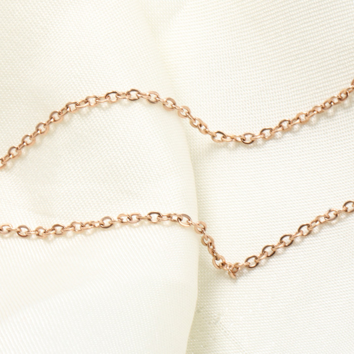 Hot Sale INS Rose Gold 10MM Cylinder Stone-Inlaid Titanium Steel Necklace for Women Collarbone Chain Best Friend Si...