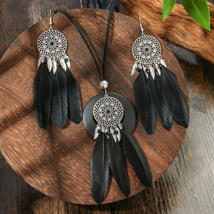 Amazon Wholesale Bohemian Style Feather Earrings Necklace Set Personality Slimming Long Earrings Sweater Chain, Jewel...