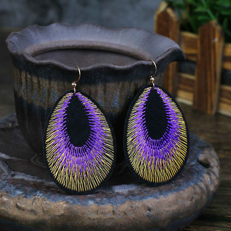 Cross-Border European and American Retro Ethnic Style Fabric Embossed Oval Gold Wire Peacock Feather Embroidered Tassel Earrings for Women Wholesale