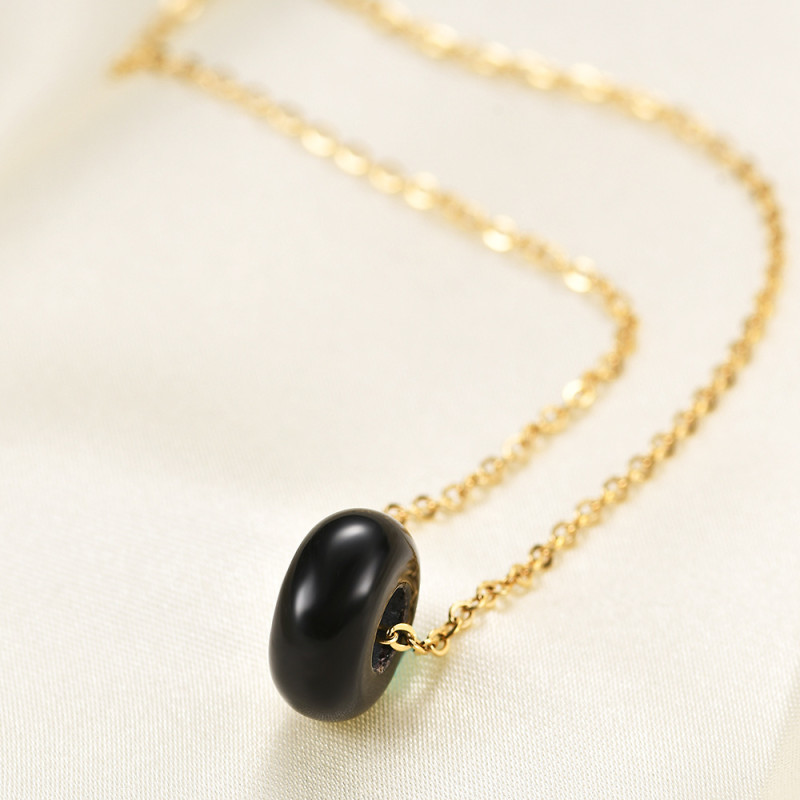 European and American Fashion Stainless Steel Necklace 7MM Matte Natural Stone Round Pendant Collarbone Chain Necklace for Women Versatile Wholesale