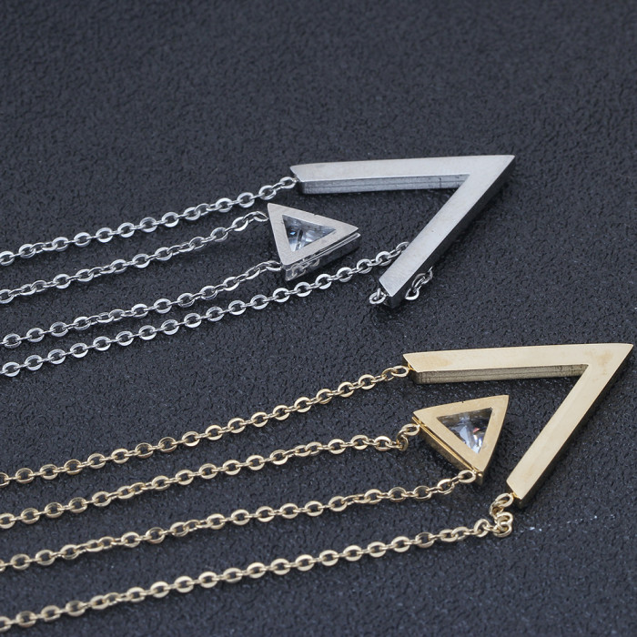 Japanese and Korean New Style Simple Zircon Inlaid Geometric Triangle Splicing Necklace Set Titanium Steel Stainless Steel Women's Collarbone Chain