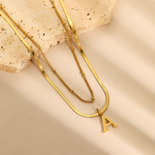 European and American Style Light Luxury Fashion English Overlay Letter Pendant Necklace for Women with Design Sense, Elegant and Versatile Niche Jewelry